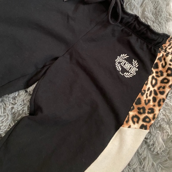 VS Pink Joggers - Picture 2 of 6